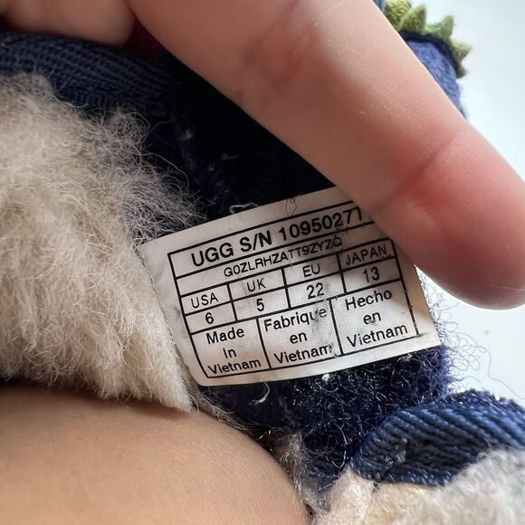 Ugg Australia Kid's sz 6 Dydo Neumel II Dinosaur Navy Blue Boots Toddler Boy - Picture 8 of 10